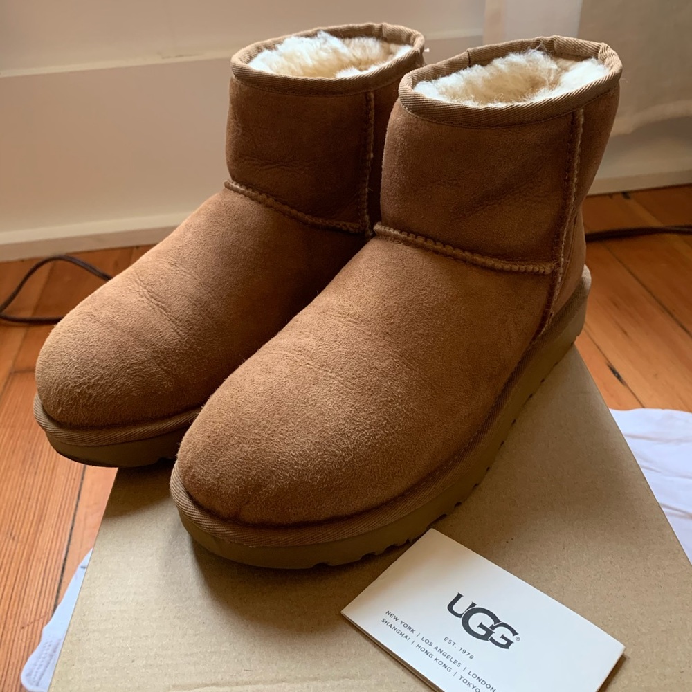 Classic mini II UGG boots